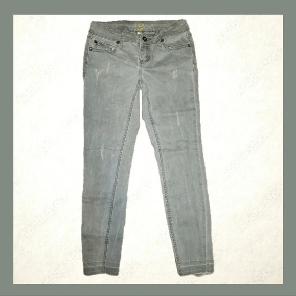 🌻🌻True Craft Olive Distressed Skinny Jeans Size 1 - Picture 1 of 4